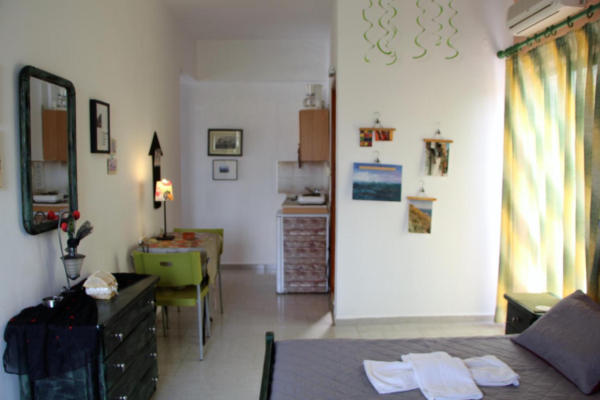 Apokoros Craft Deco Apartments&Studios Kalyves Room photo